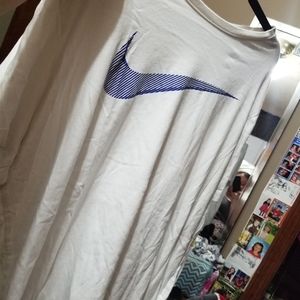White Nike Tshirt